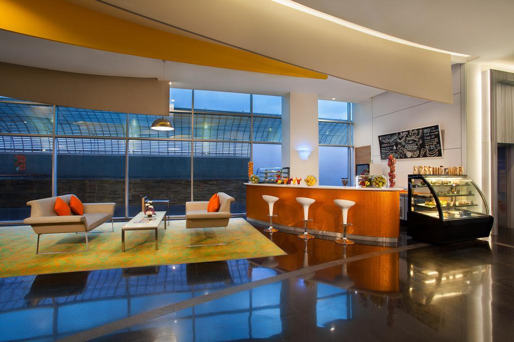 Harris Hotel & Convention Festival Citylink Bandung Exteriör bild